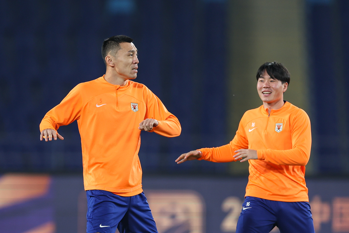 关于山东泰山发布备战花絮,集结日官宣签约,意大利杯任务艰巨,赛程密集仍需轮换的信息-开云娱乐